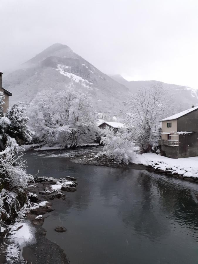 Pas A Pas Chambre D'Hotes Sarrancolin ภายนอก รูปภาพ